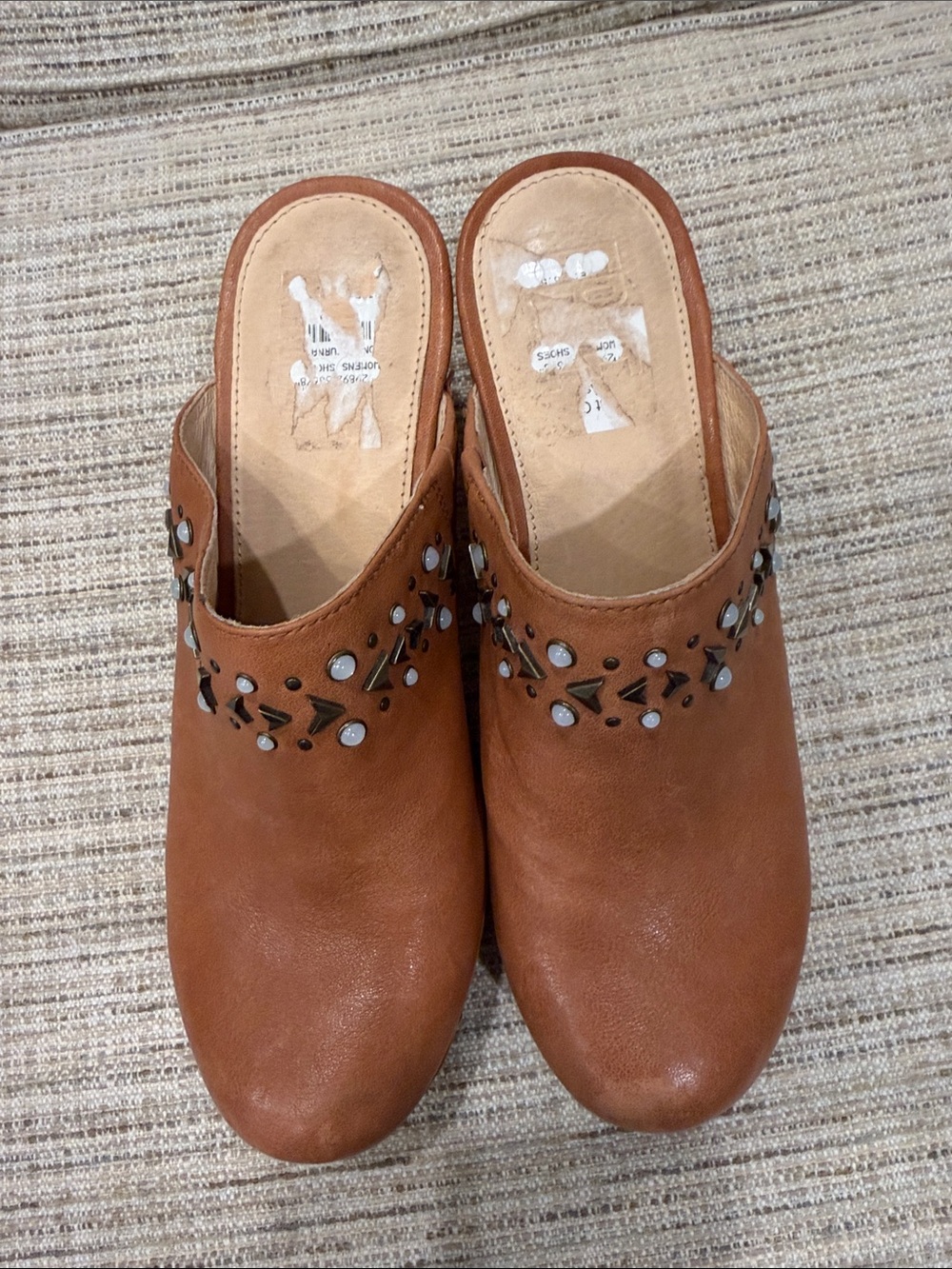 Frye Size 8.5 Women's Brown Studded Slip-On Clogs